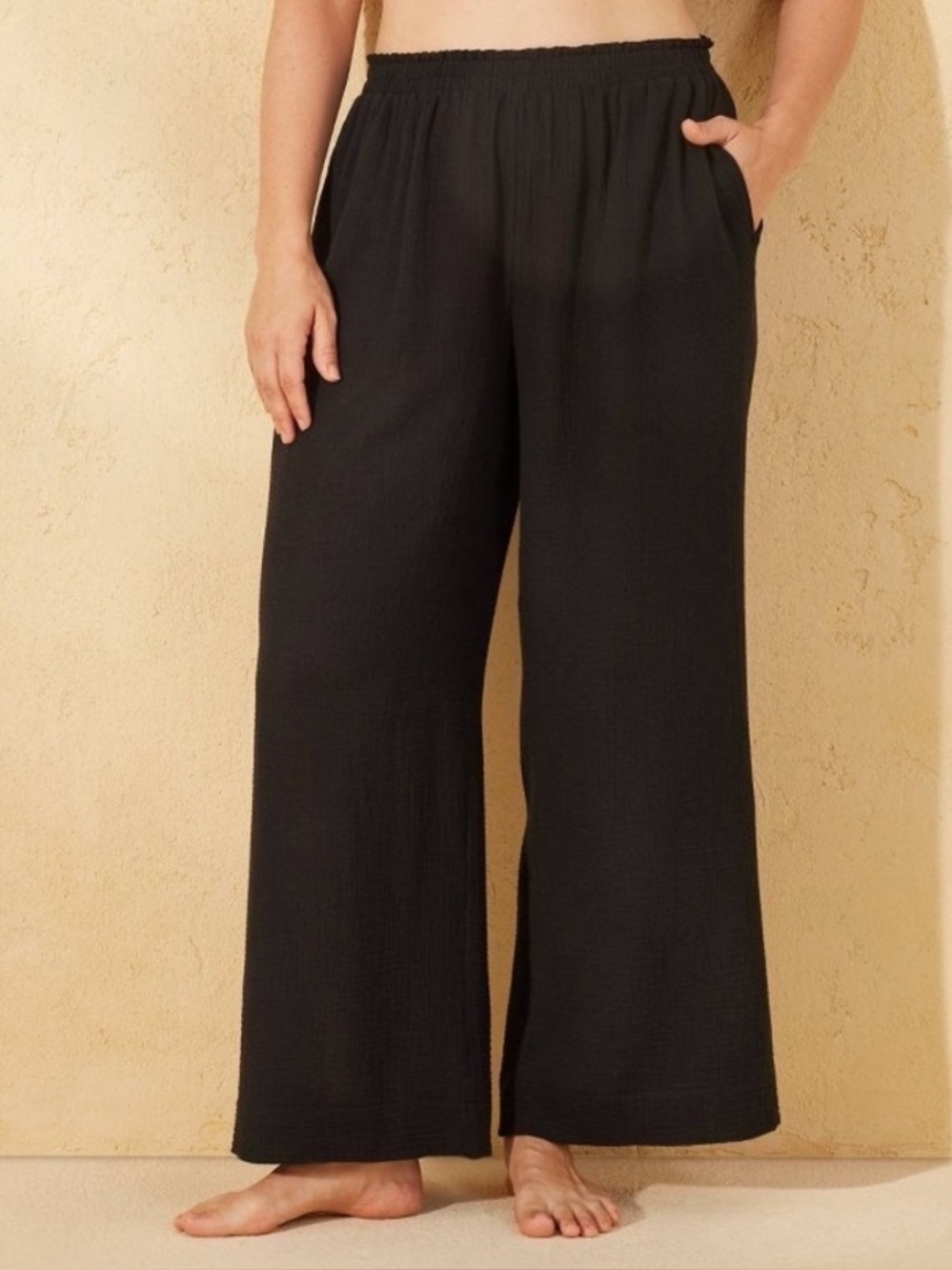 NWOT - Women's Gauze Cover Up
Pants- Shade & Shore™* Black Size XL(16)